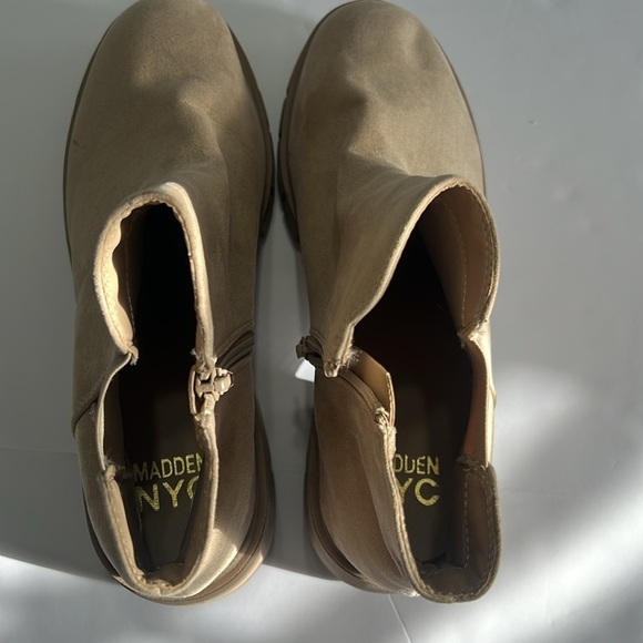 MADDEN NYC LIGHT BROWN CHELSEA STYLE BOOT SIZE 11 - Picture 10 of 10